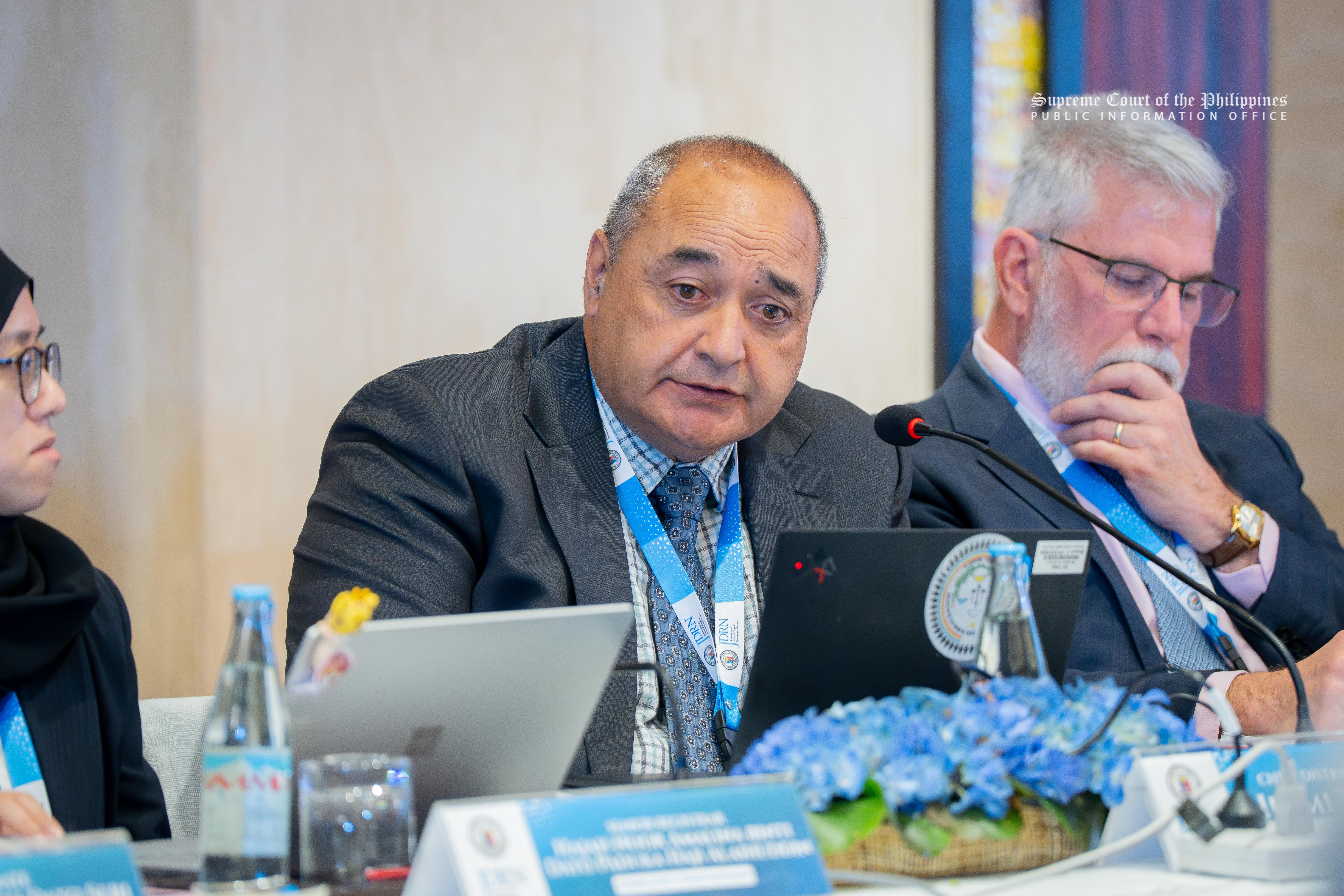 This is the alt text